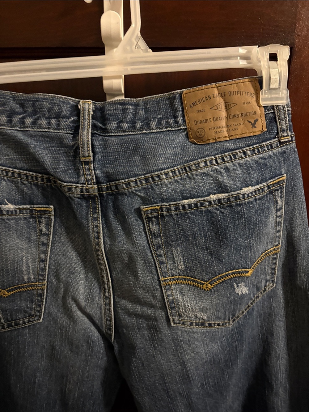 American Eagle Outfitters Men's Light Blue Relaxed Denim Jeans
